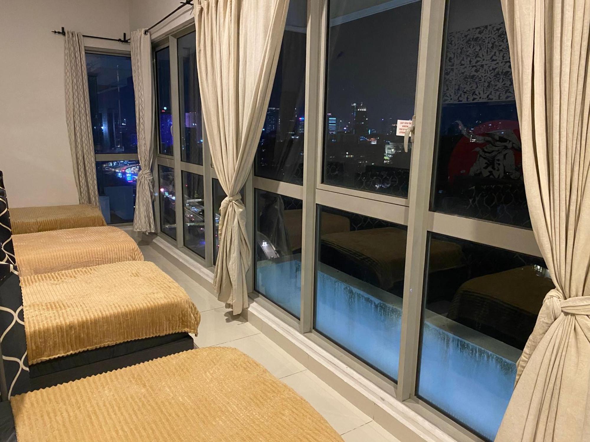 Regalia Bestfriend Hostel كوالالمبور المظهر الخارجي الصورة