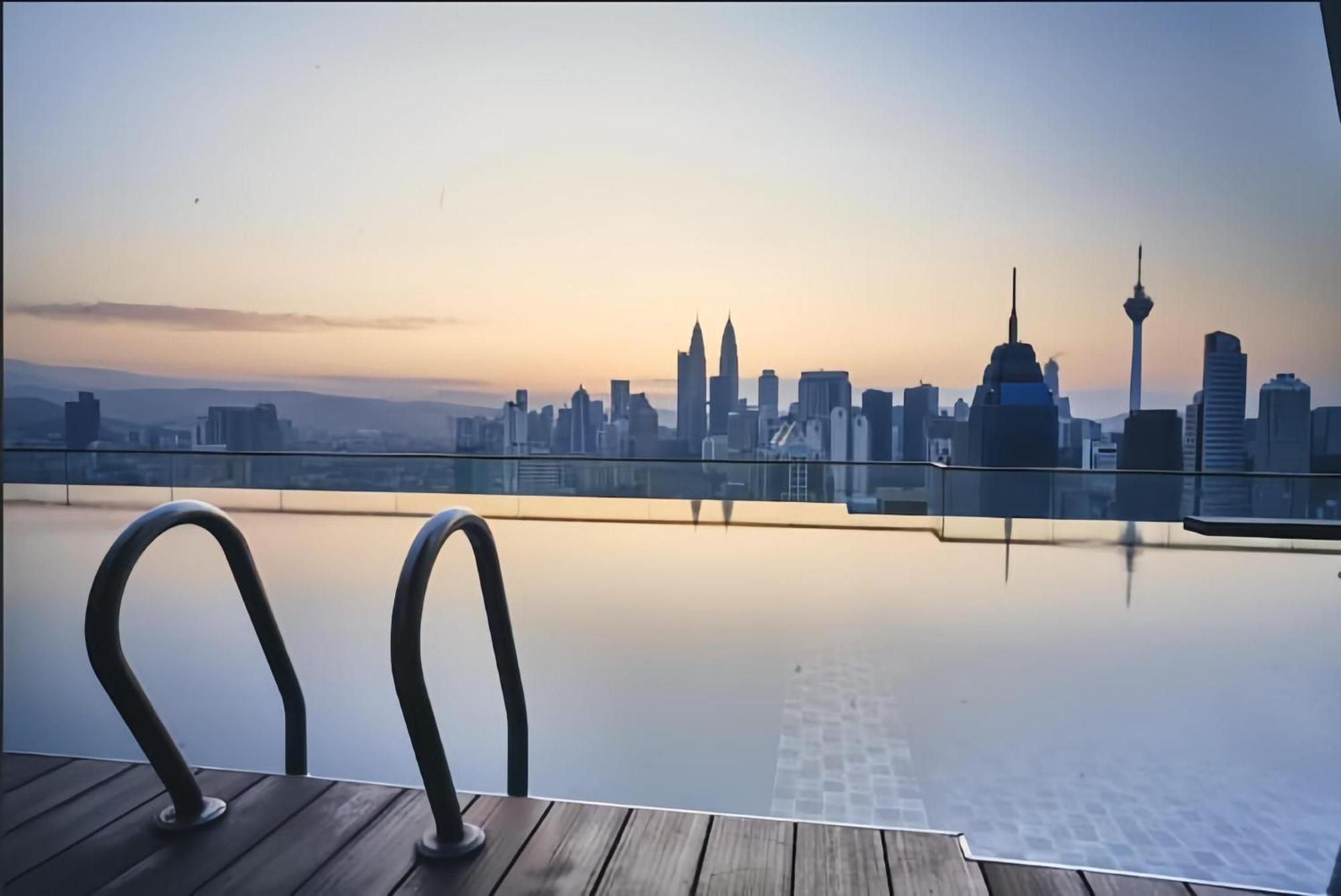 Regalia Bestfriend Hostel كوالالمبور المظهر الخارجي الصورة